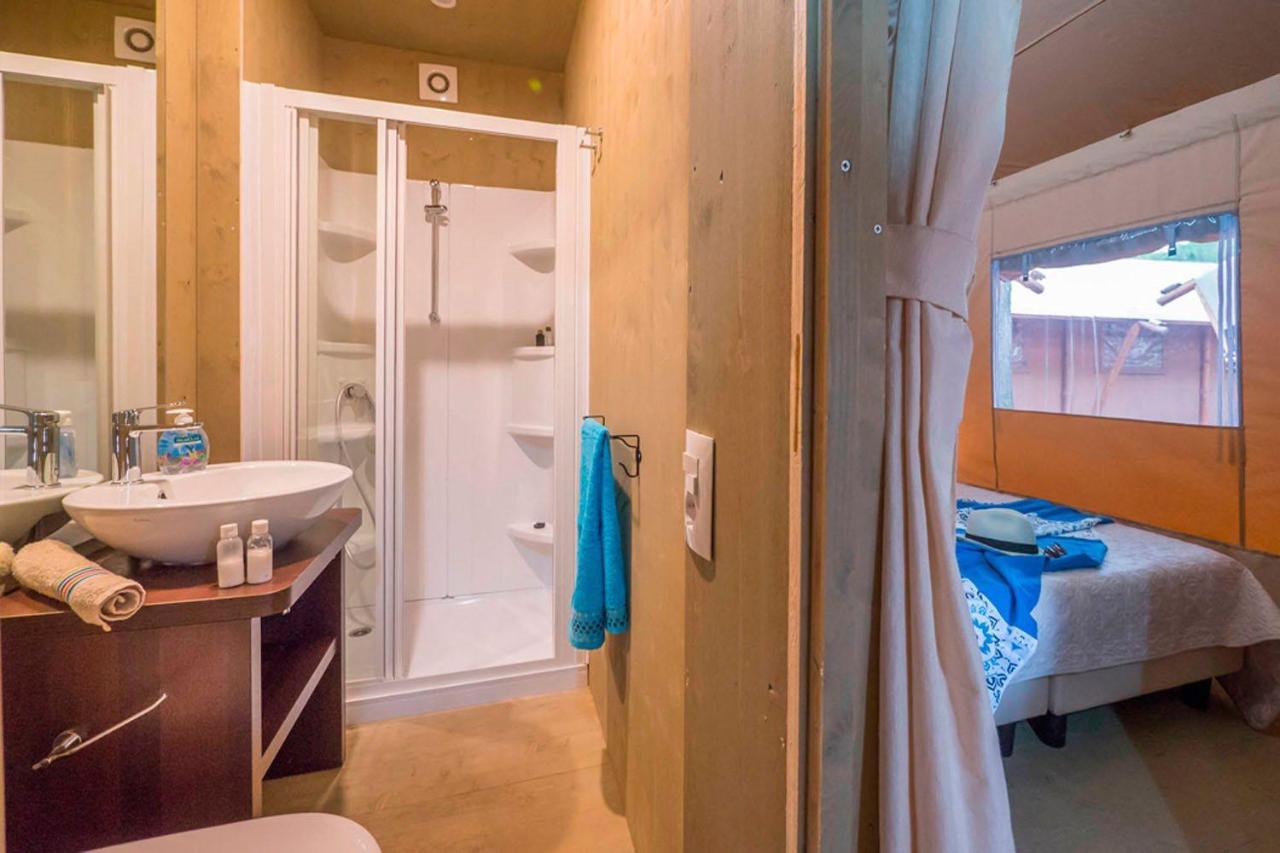Vacanceselect Premium Lodge Polari Rovinj Ngoại thất bức ảnh